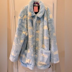 This is the Head In the Clouds coat from SkinnyDip London’s Curve collection.